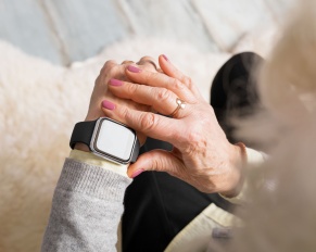 10 high-tech products to help seniors